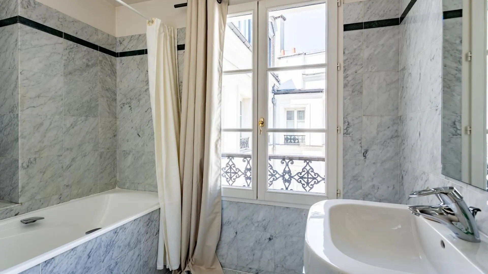 Apartment Marcel S Madeleine